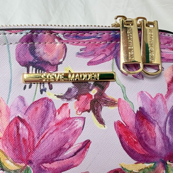Steve Madden Purple Floral Tropical Print Dome Crossbody Purse - Picture 9 of 16